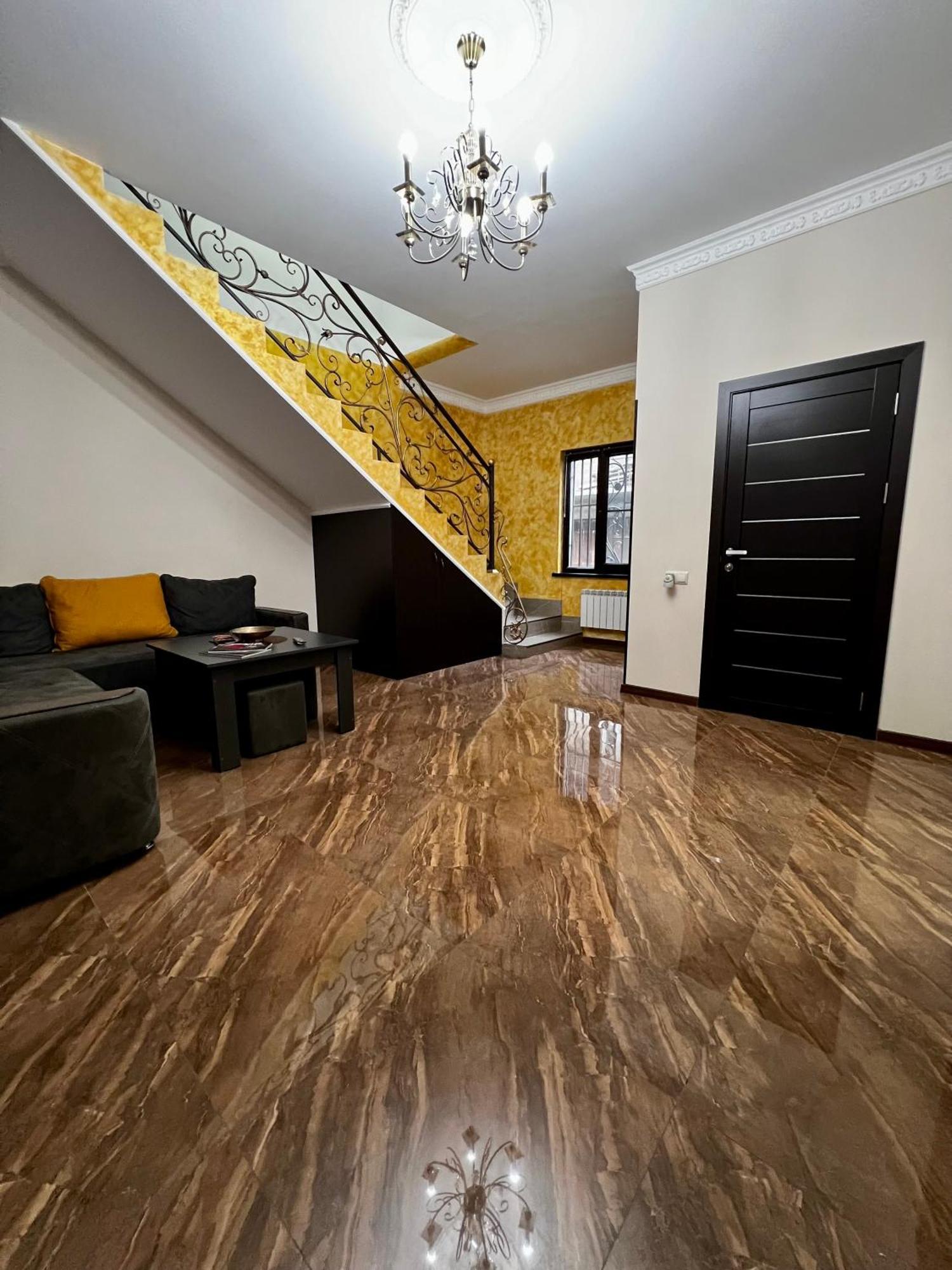 New , Comfortable 3 Bedroom House Єреван Екстер'єр фото